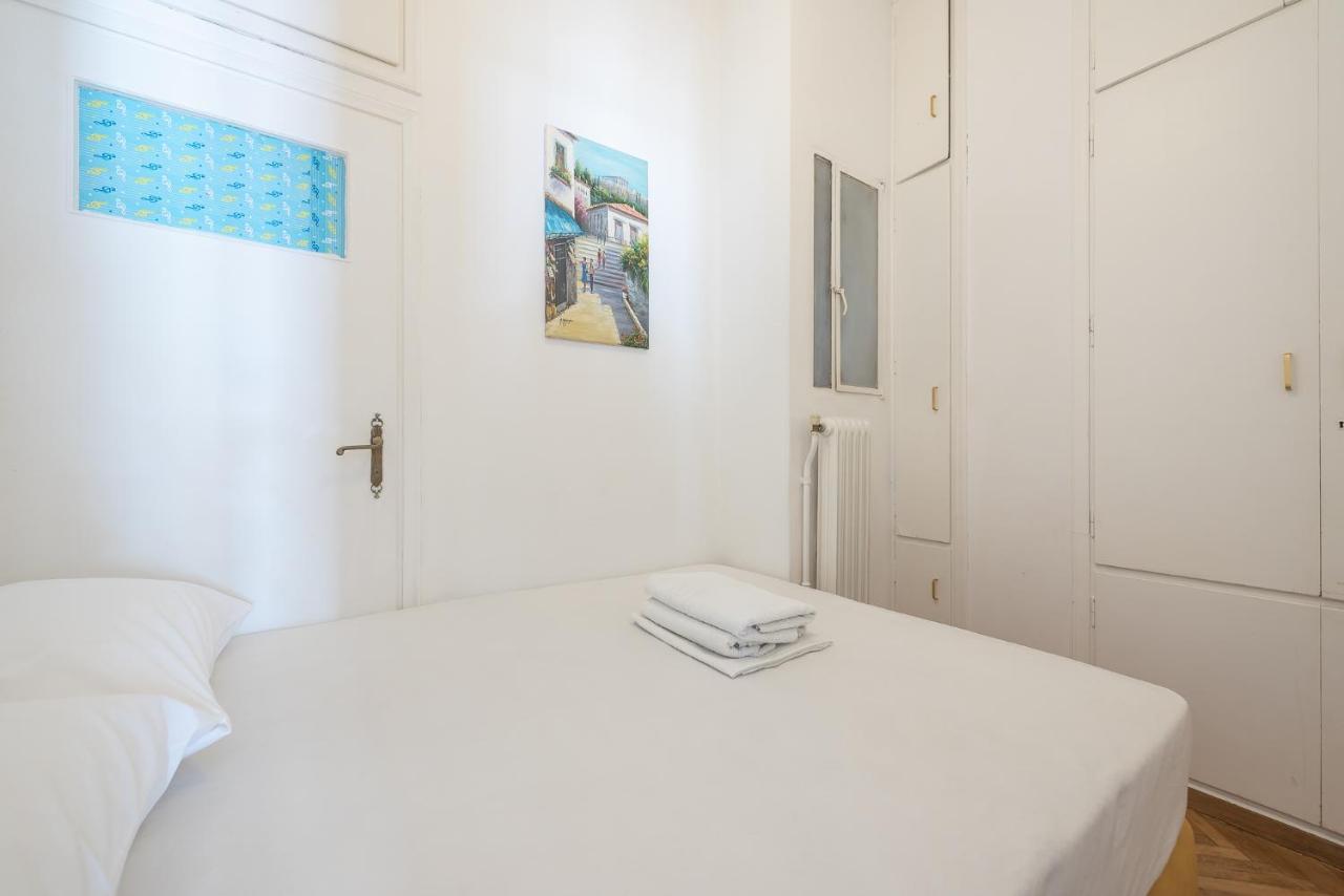 Victoria Sun Apartments เอเธนส์ ภายนอก รูปภาพ
